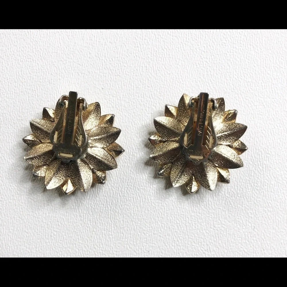 Vintage Sarah Coventry Brooch And Clip On Earring